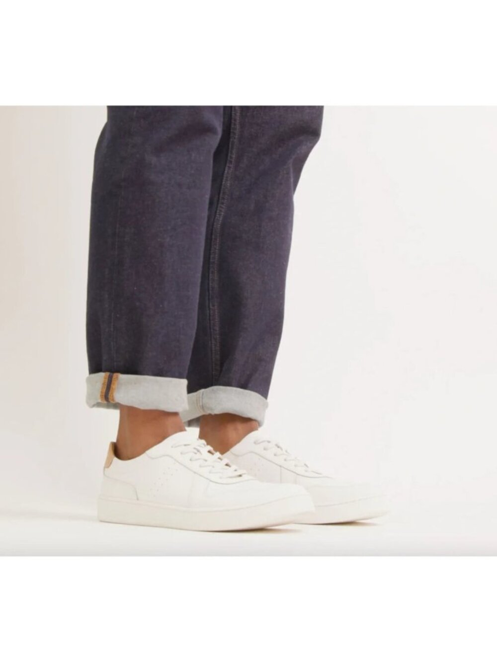 Nisolo Beto Mens Sneakers 8.5 Casual Go-To-Court White Minimalist Modern Comfort